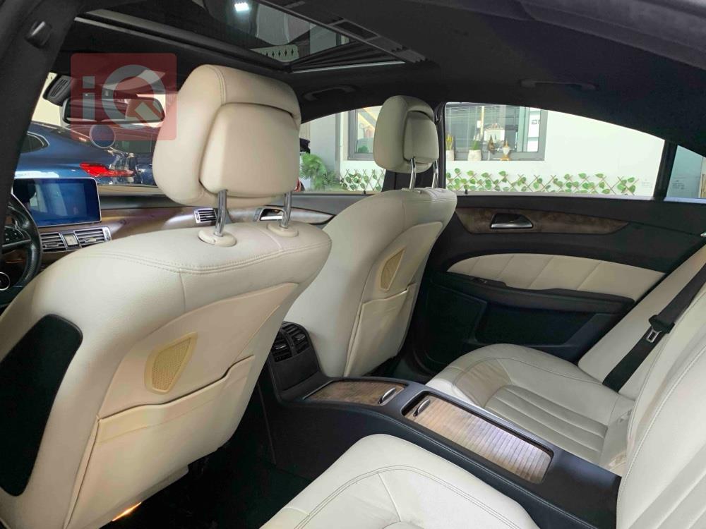 Mercedes-Benz CLS